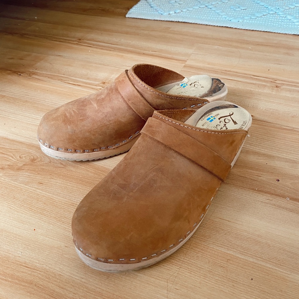 Lotta from Stockholm clogs
